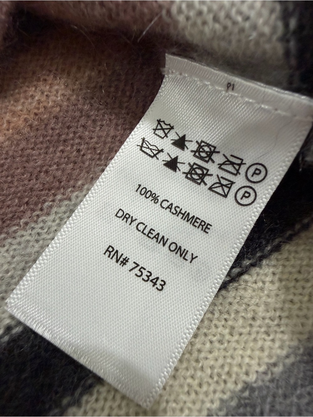 100% CASHMERE Cynthia Rowley Striped Crewneck Sweater in Pink, Gray & Cream - Picture 3 of 3